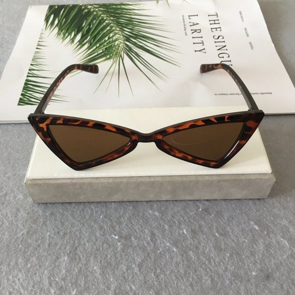 Accessories - Fashion Sunglasses for Women and Men